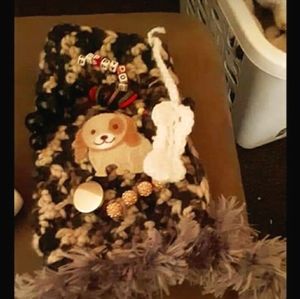 Busy sleeves, crocheted butterflies/fruit